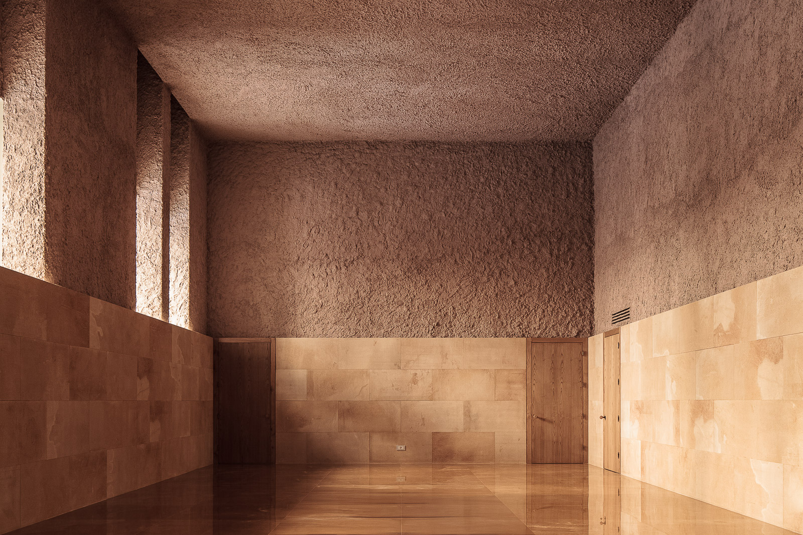 The Sala Laurentina, destroyed during the Second World War, is reborn as an oratory and multi-purpose space The Sala Laurentina, destroyed during the Second World War, is reborn as an oratory and multi-purpose space. Photography: Antonino Cardillo