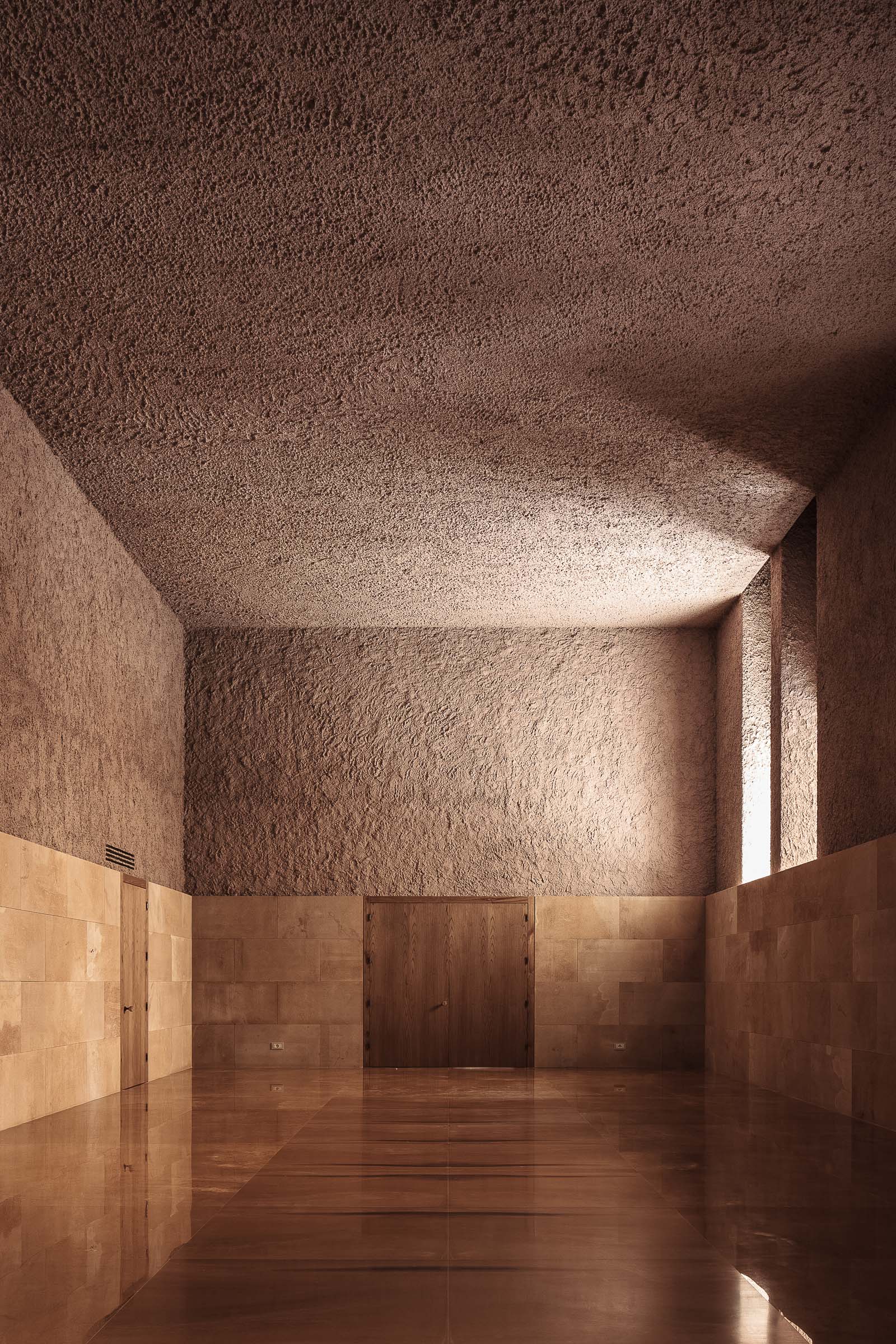 The Sala Laurentina, destroyed during the Second World War, is reborn as an oratory and multi-purpose space The Sala Laurentina, destroyed during the Second World War, is reborn as an oratory and multi-purpose space. Photography: Antonino Cardillo